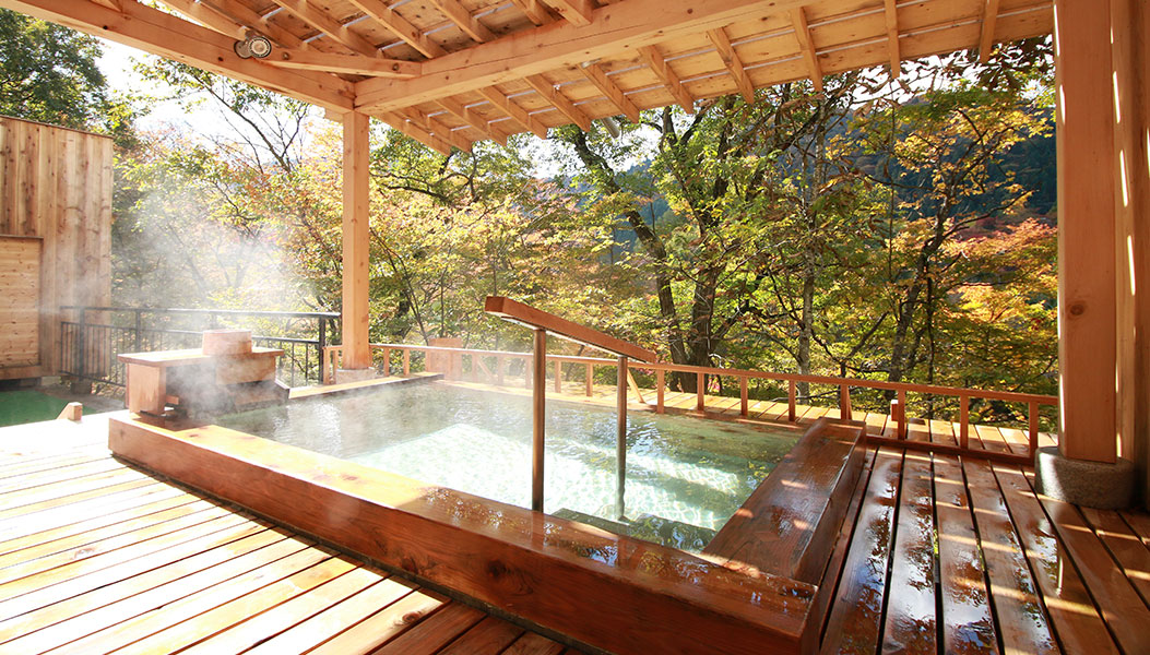 露天風呂「かわみの湯」「昇陽の湯」