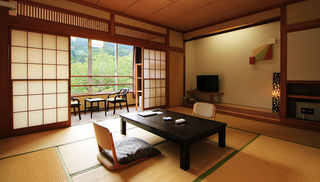 １0畳和風和室－広縁付－